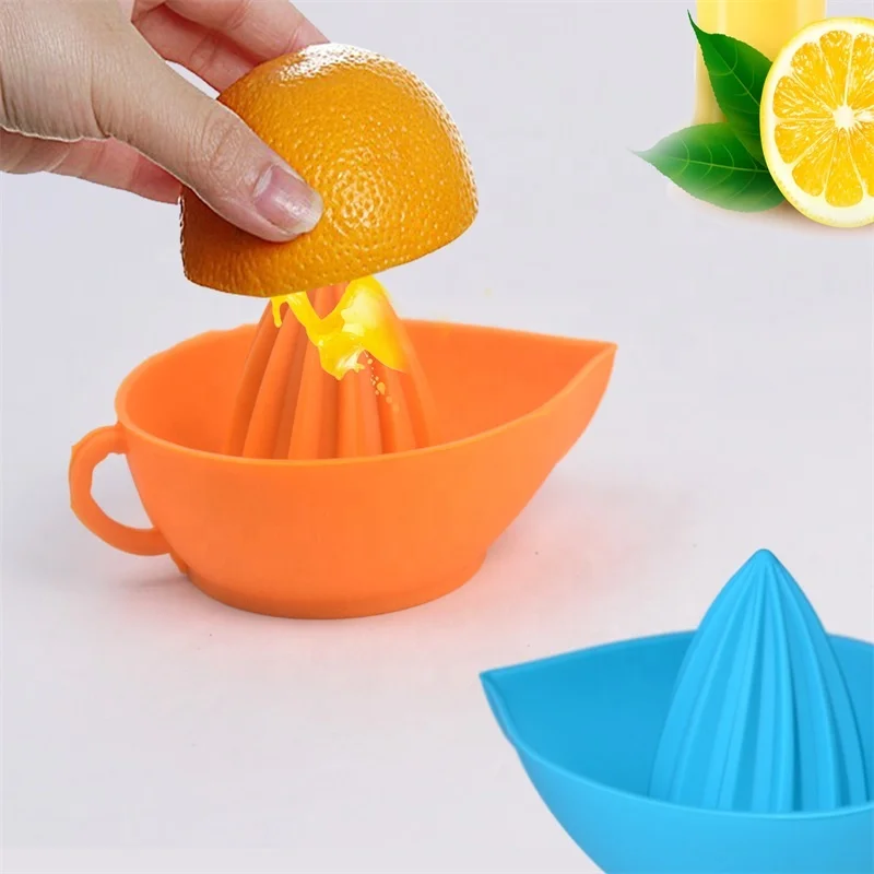 Creative Hand Press Silicone Kitchen Gadgets Portable Lemon Squeezer Best Manual Orange Lime Juicer Tool