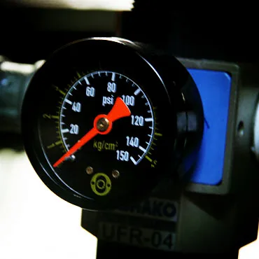 China Leshan 5L HDPE Bottle Blow Molding Machine