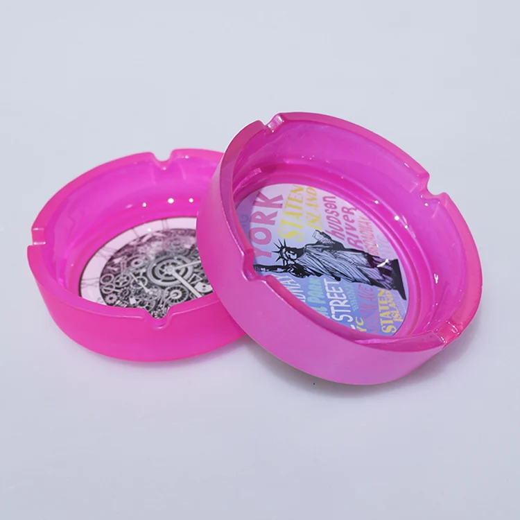 Пепельница из черного стекла с логотипом на заказ