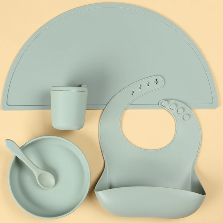 Hot Sale can be Customized Half Circle Placemat Bib Round Disc Duckbill Cup Spoon Set