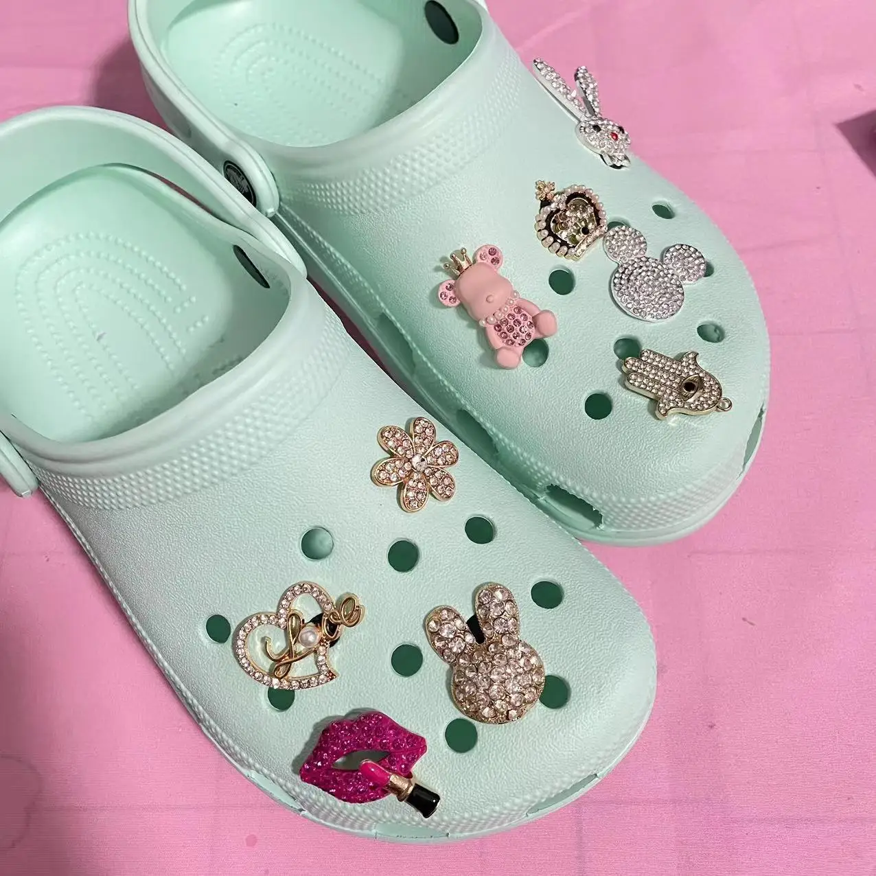2024 New Metal Glitter Charm Shoes Lucky Trinkets Wholesale/Retail for Slippers cro Shoe Ornament