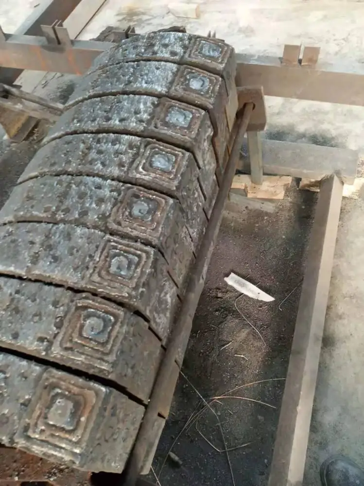 ZHILI Quarry Mining Crusher Machine 8 Bitter Mills Hammer As Spare Parts For Gold Mining