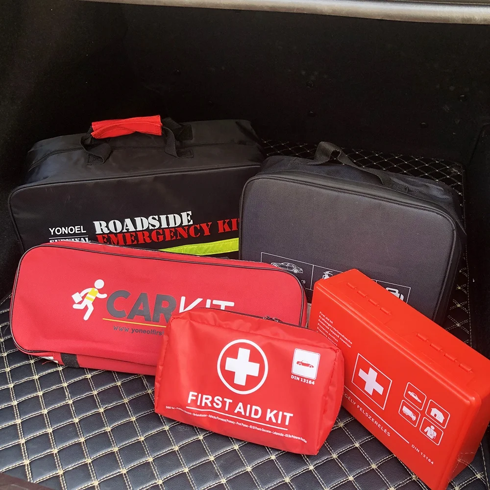 Roadside  Assistance Emergency Kit  Medical Supplies Safty Kit Bag  Car First Aid Kit