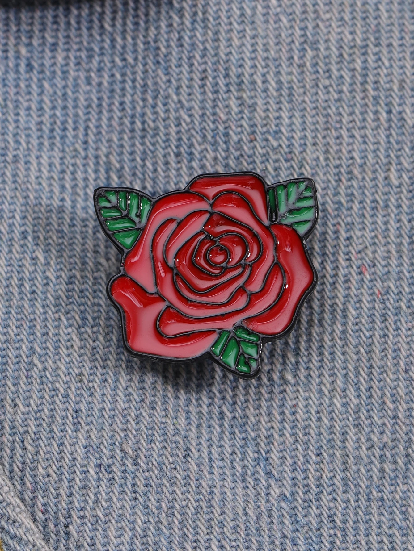 Custom High Quality Flower Lapel Pins Red Rose Brooches Wholesale Metal Soft Enamel Pin For Girl Decoration