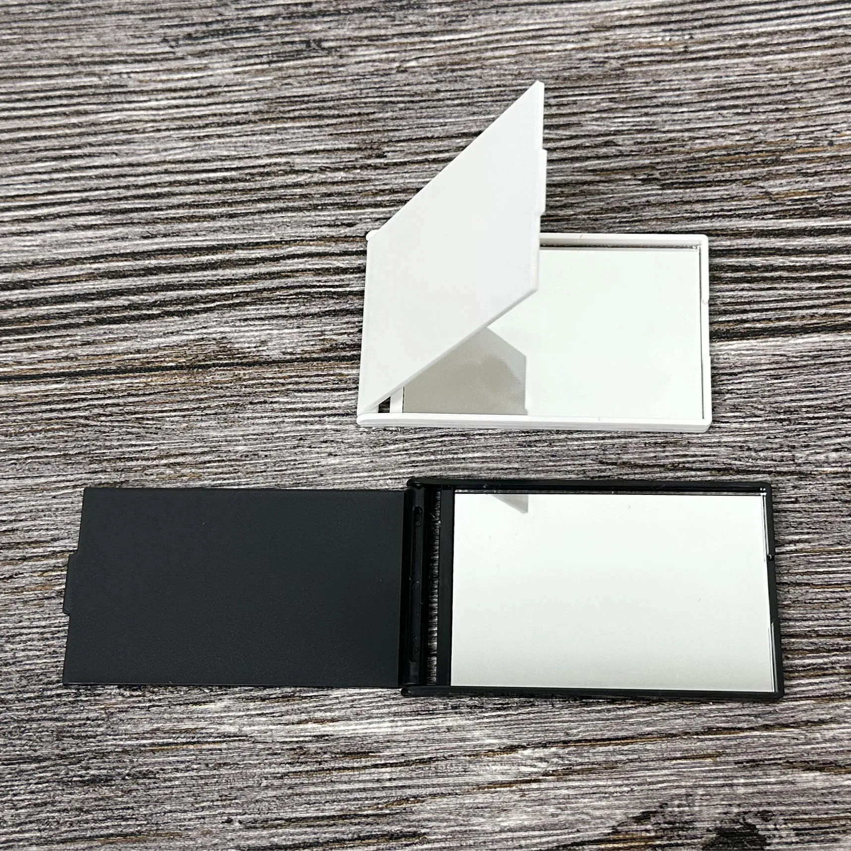 Customized Logo Folding Compact Mirror, Single Side Mirror with Customization, OEM Promoted Hand Mirror