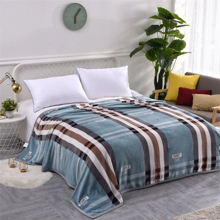 Wholesale Large Size Printed Deer 100% Polyester Blanket For Winter