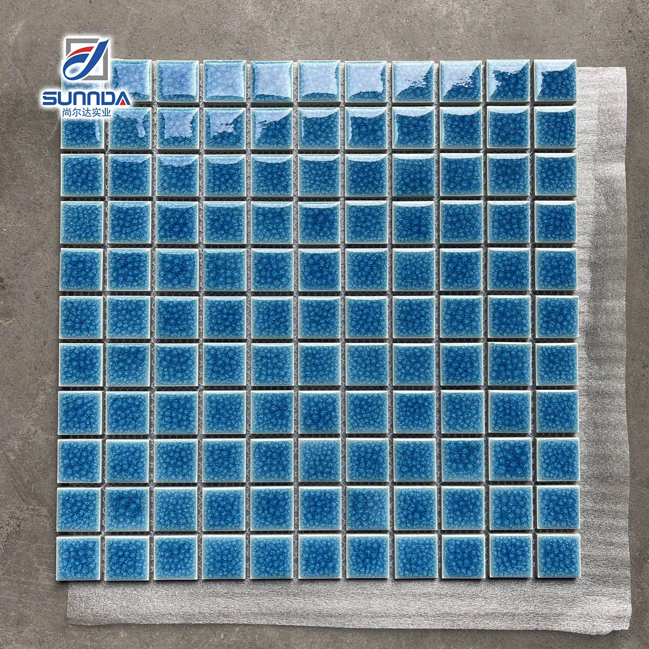 Foshan Wholesale DIY Swimming Pool Pattern Glass Mosaic Glass Crystal Ceramic Mosaic Tile Mosaic Stock