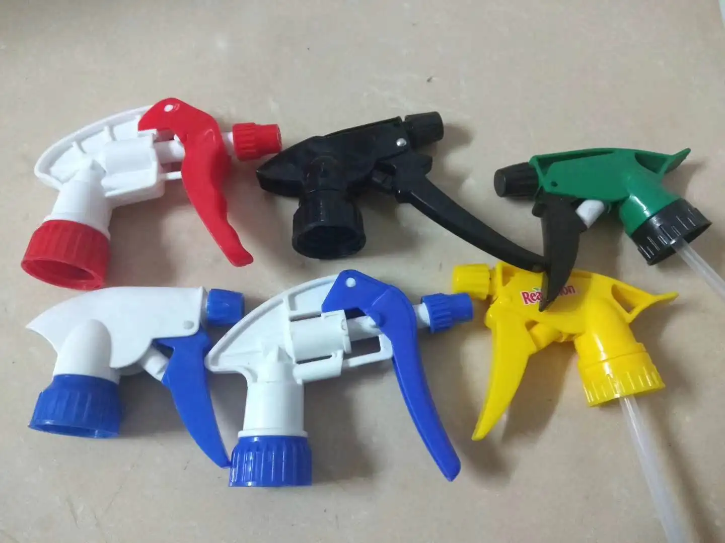 28/400 colorful plastic trigger sprayer with mist spray