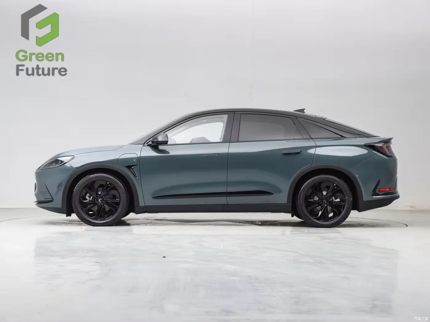 Новый энергетический автомобиль Arcfox Alpha S 735E + 160 кВт Большой Космический хэтчбек высокая скорость дальнего действия