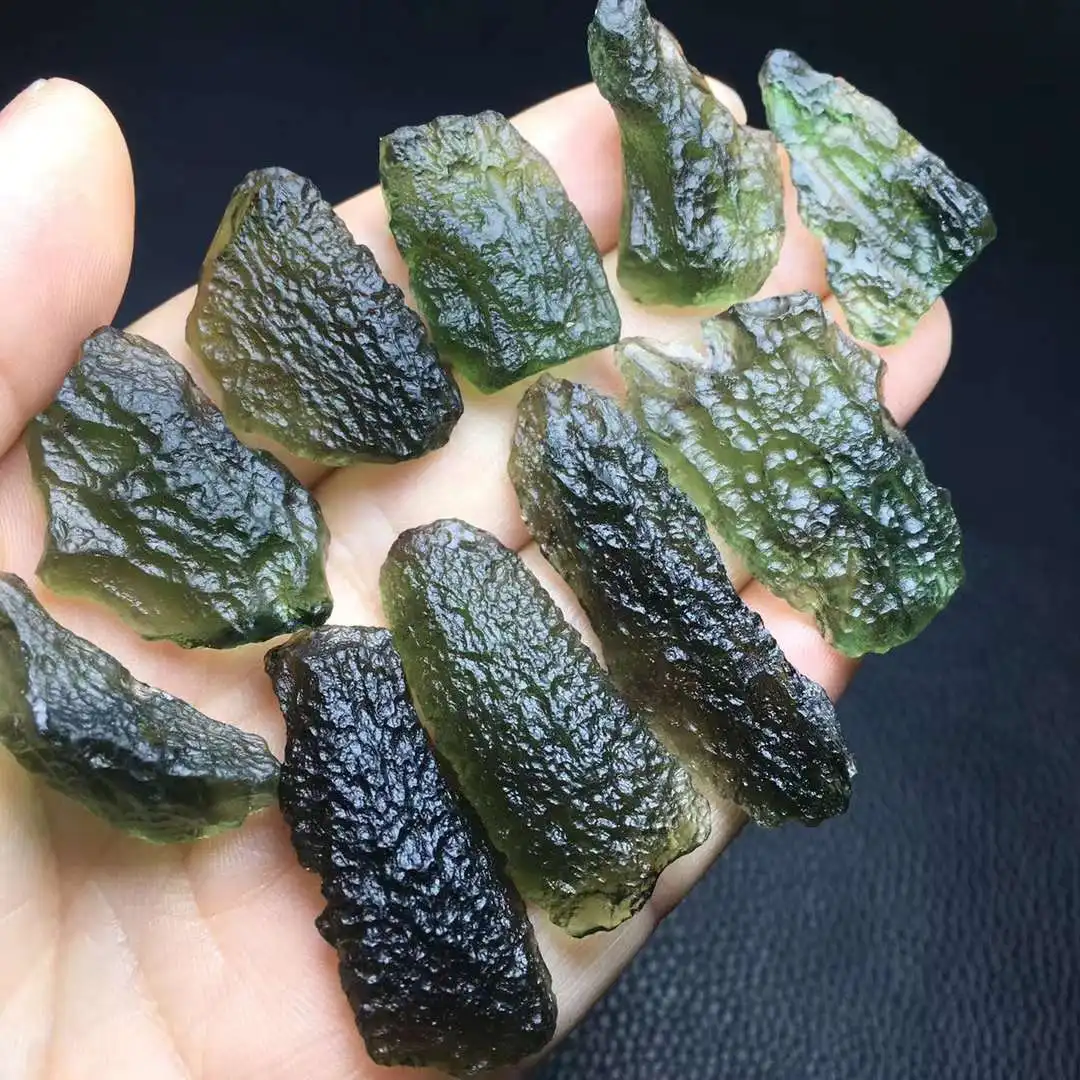 Wholesale Meteorites Rough Stone Specimen Meteorites Green Tektite Moldavite Mineral Stone