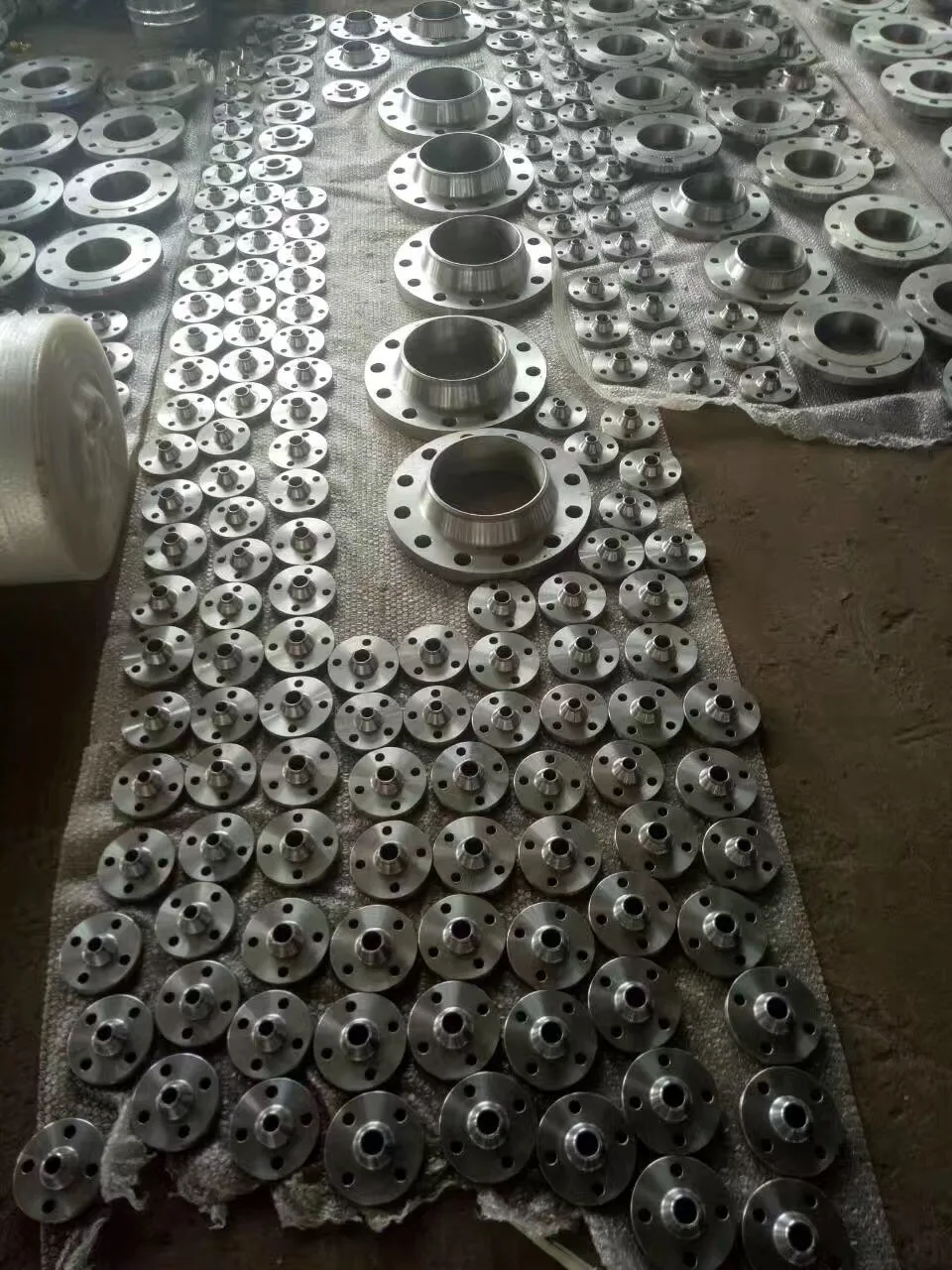 Bridas/  Ansi Asme B16.5 /Class 150 300 600 2500/  Stainless Steel Weld Neck Rtj Flange Pipe Floor Flange