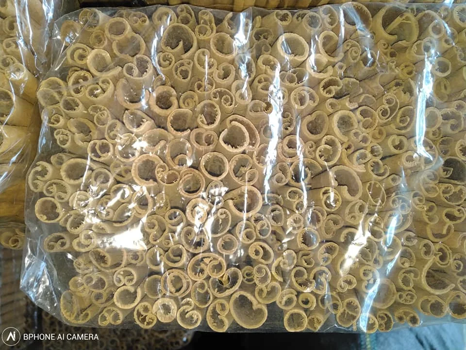 Горячая Распродажа травы и специи ярко-коричневый ароматизатор сушеные палочки корицы из Вьетнама для экспорта-Linda whatsapp 0084989322607