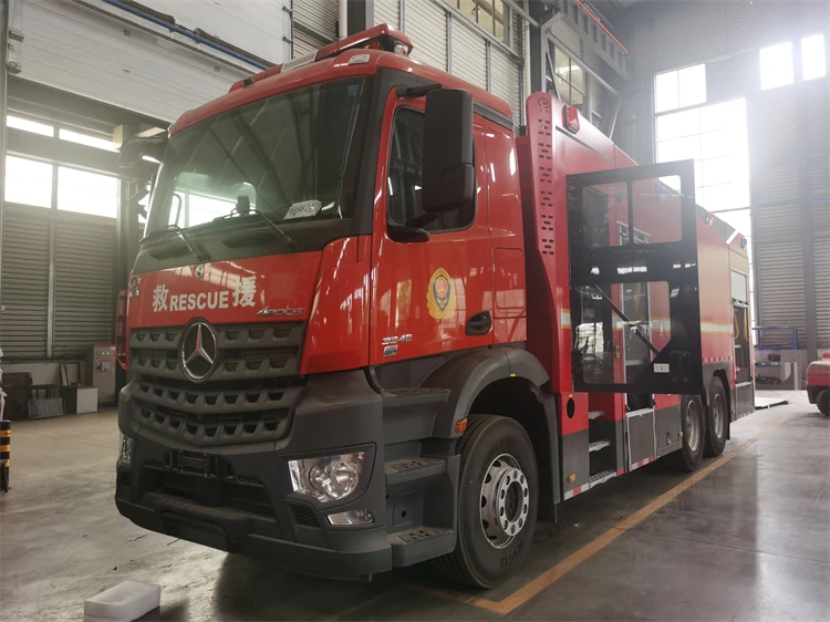 High Quality New Mercedes BZ 8x4 Diesel Pumper Fire Truck BX5400GXFPM180/BZ5A Chassis with Foam Manual Transmission