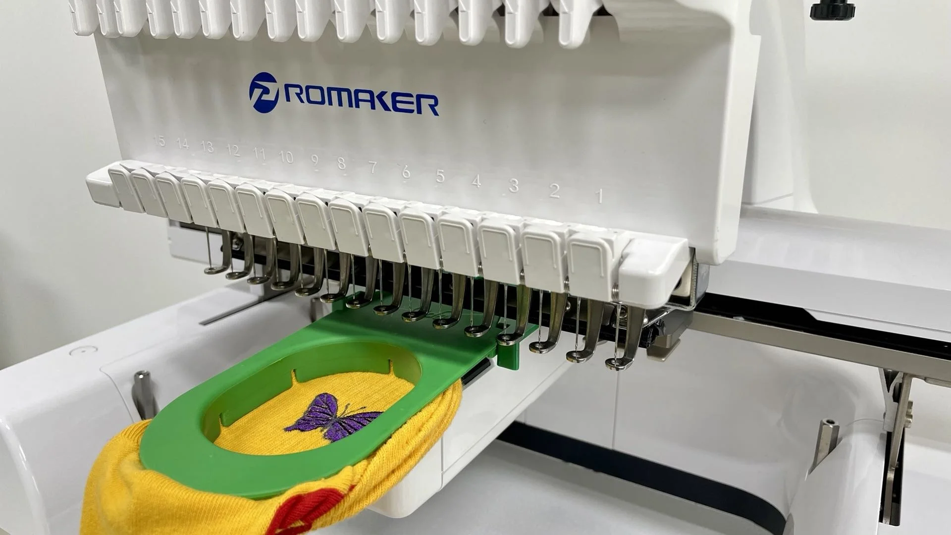 Promaker embroidery machine new 12/15 colors single head embroidery machine for t-shirt