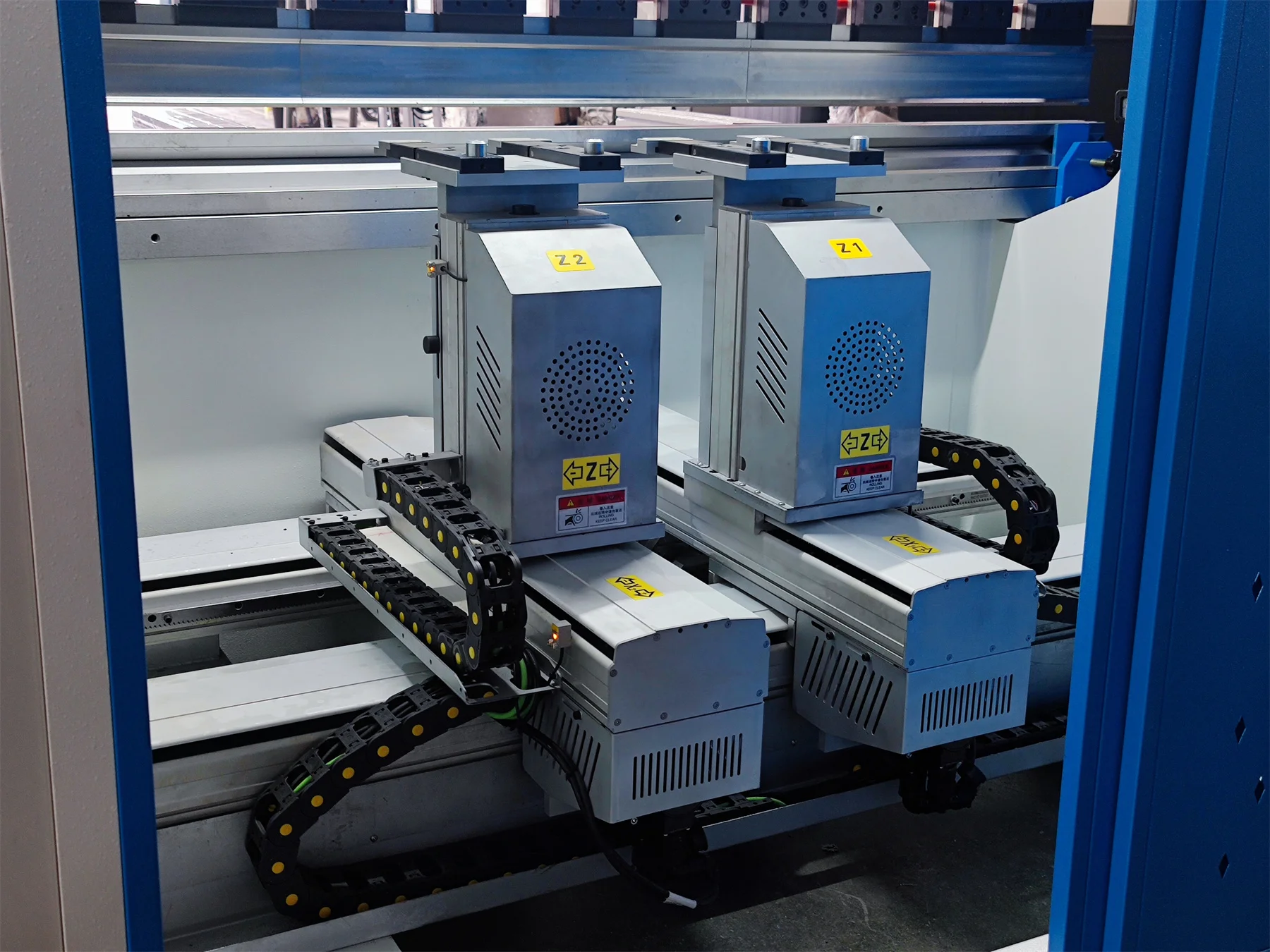 Factory Cheap Price CNC Hydraulic Press Brake Machine with 8+1 Axis   For High Precision Bending Machine