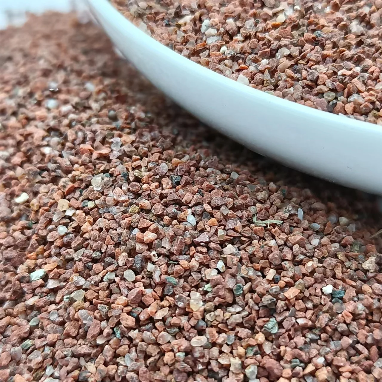 Chinese Industrial grade Natural  colored sand for Epoxy floor paint