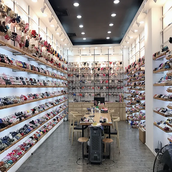 Baby shoes factory stock spot shoes newborn soft soles spring, summer, autumn and winter shoes styles are random.S-M-L