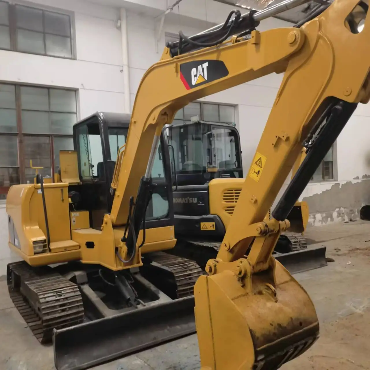 Japan Caterpillar 306D excavator / Cat 306 305 303 used Mini excavators for sale at low prices Cat mini excavator