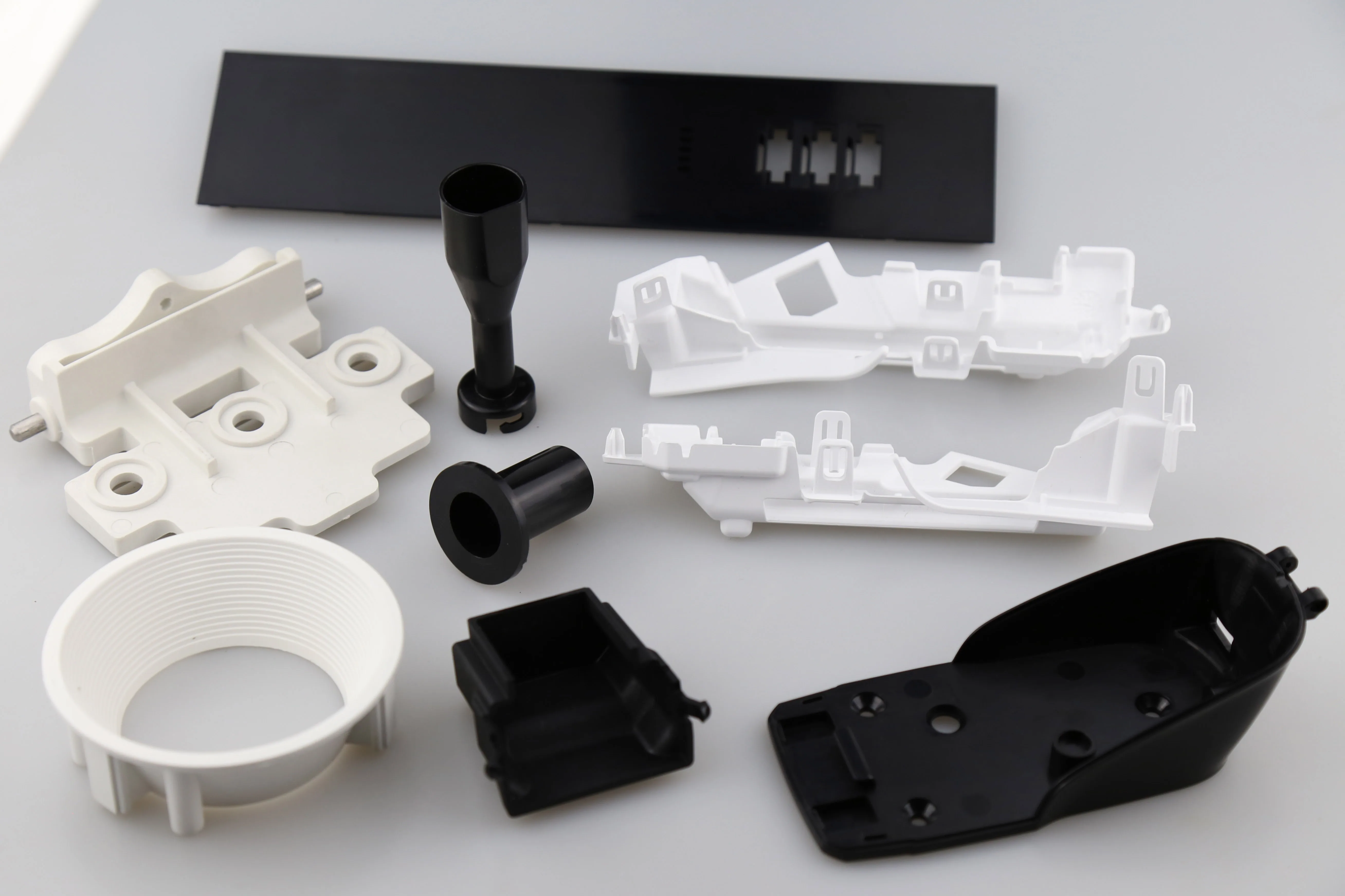 High Quality injection UPPVC,CPVC,HDPE,PEEK,PA66 valve irrigation parts pipe fitting mold