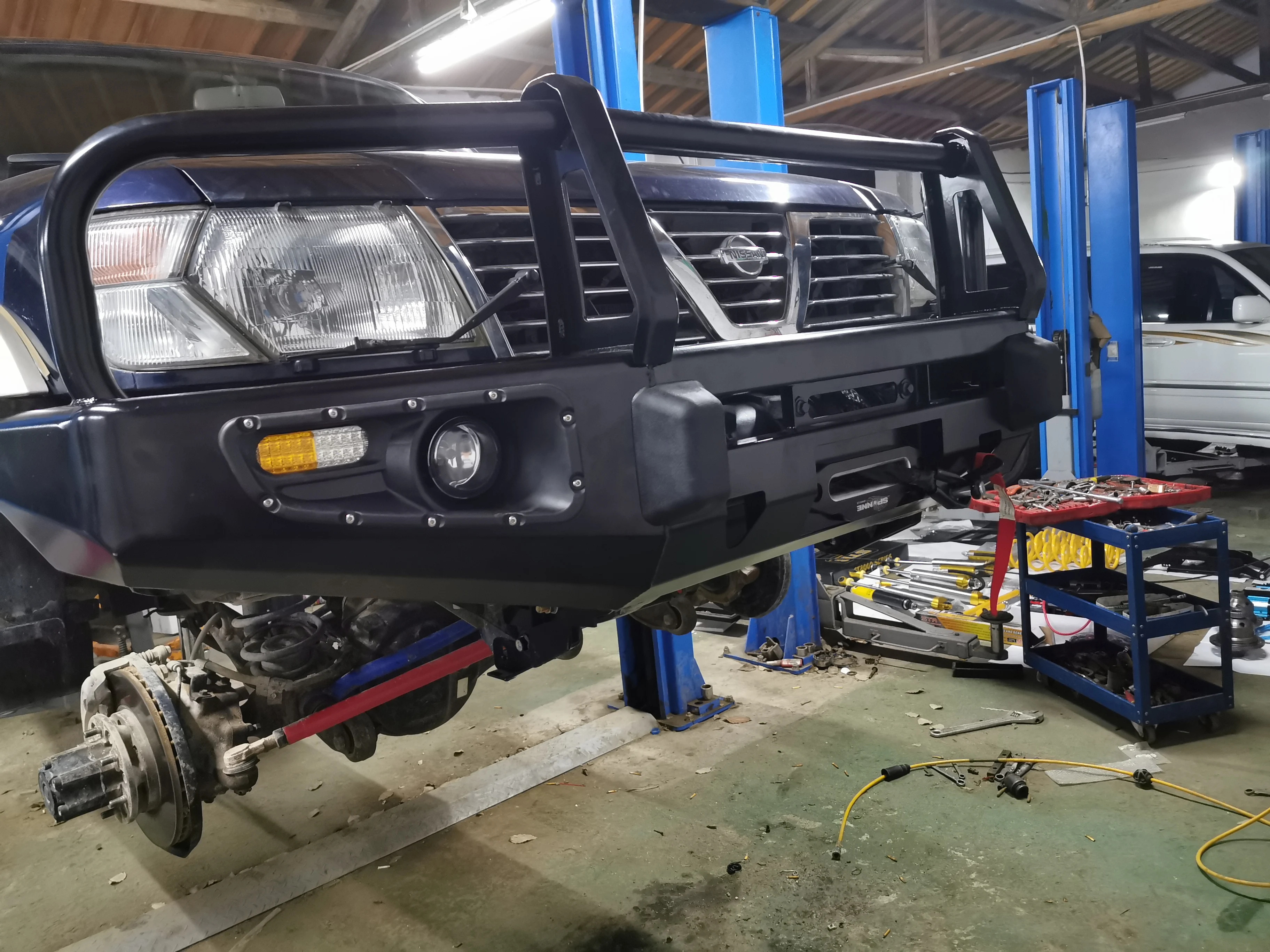 wholesalers 4x4 Hot Sale Pick up pajero Front Bumper Car Accessories Of Body Kit Fit for pajero