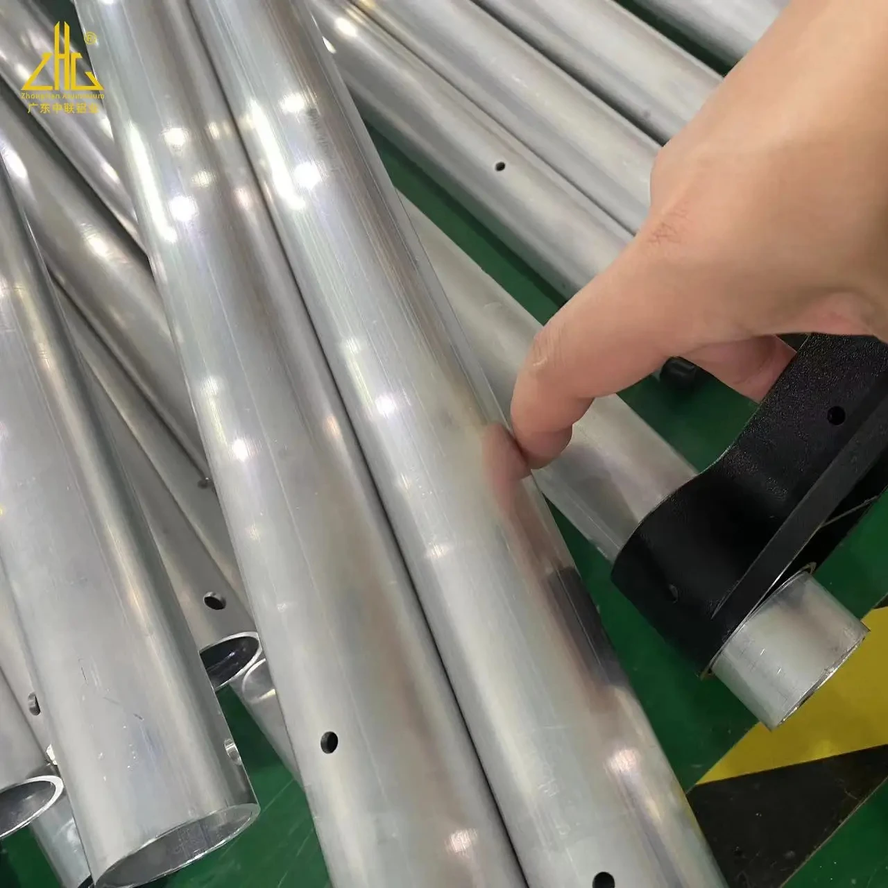 7003 Round Pipe Profile for Cart Carry Extrusion Aluminum Profiles Tube Factory Price