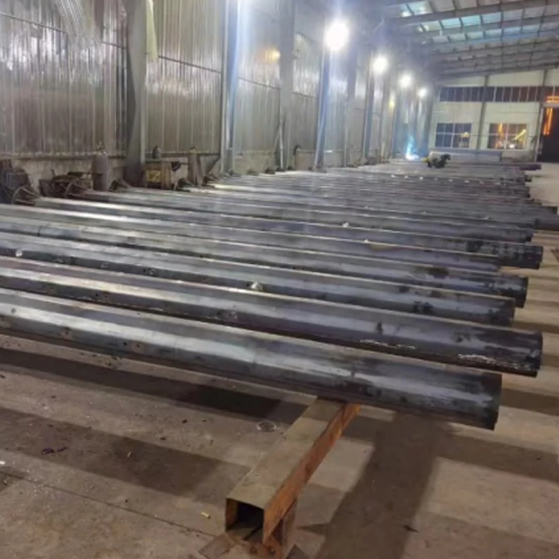 Hot Sale 3M 6M 8M 10M 12M Parking Lot Galvanized Steel Street Light Poles