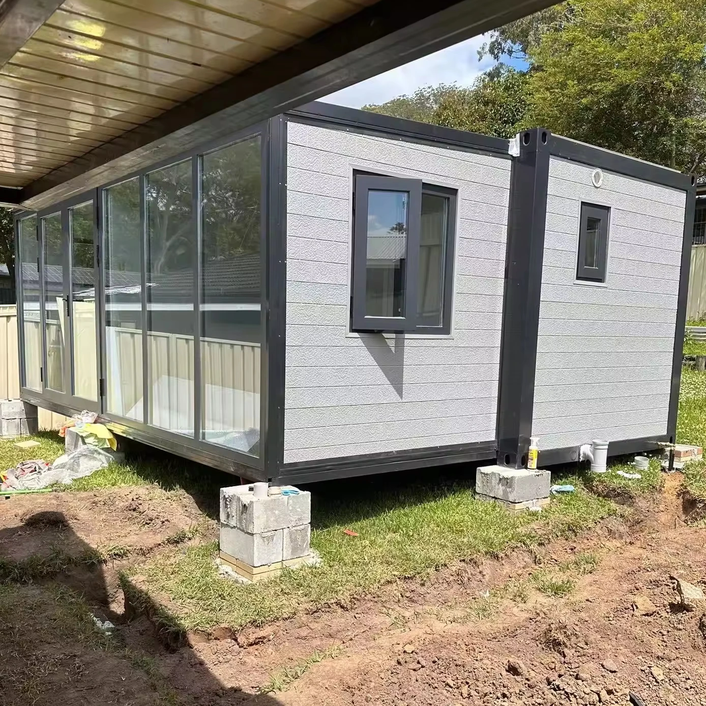 2024 China cheap prefab kit 20ft expandable house for sale