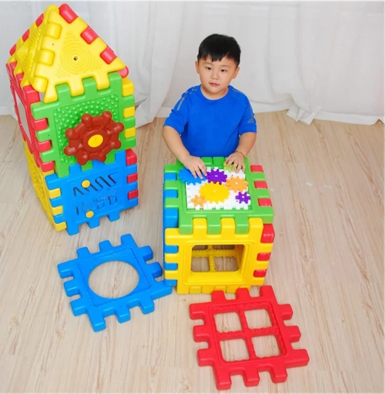 Eco-friendly  plastic bricks diy blocks toys big plastic building block educational toys for kids