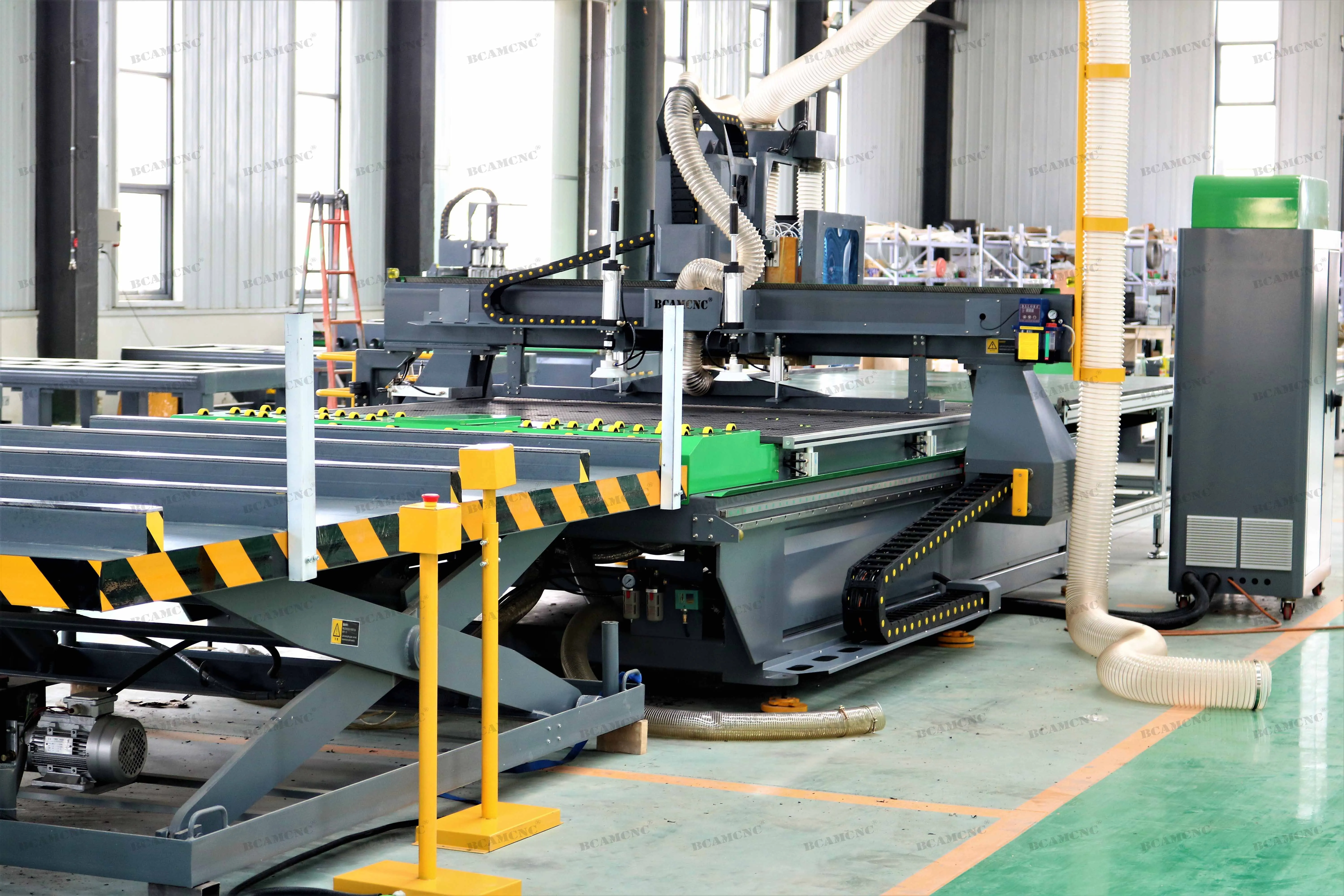 1325 drilling bank cnc router machine automatic loader and unloader for woodworking cabinet