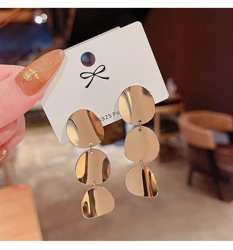  S925 silver needle female Design Earrings personalized European and American exaggerated sequins