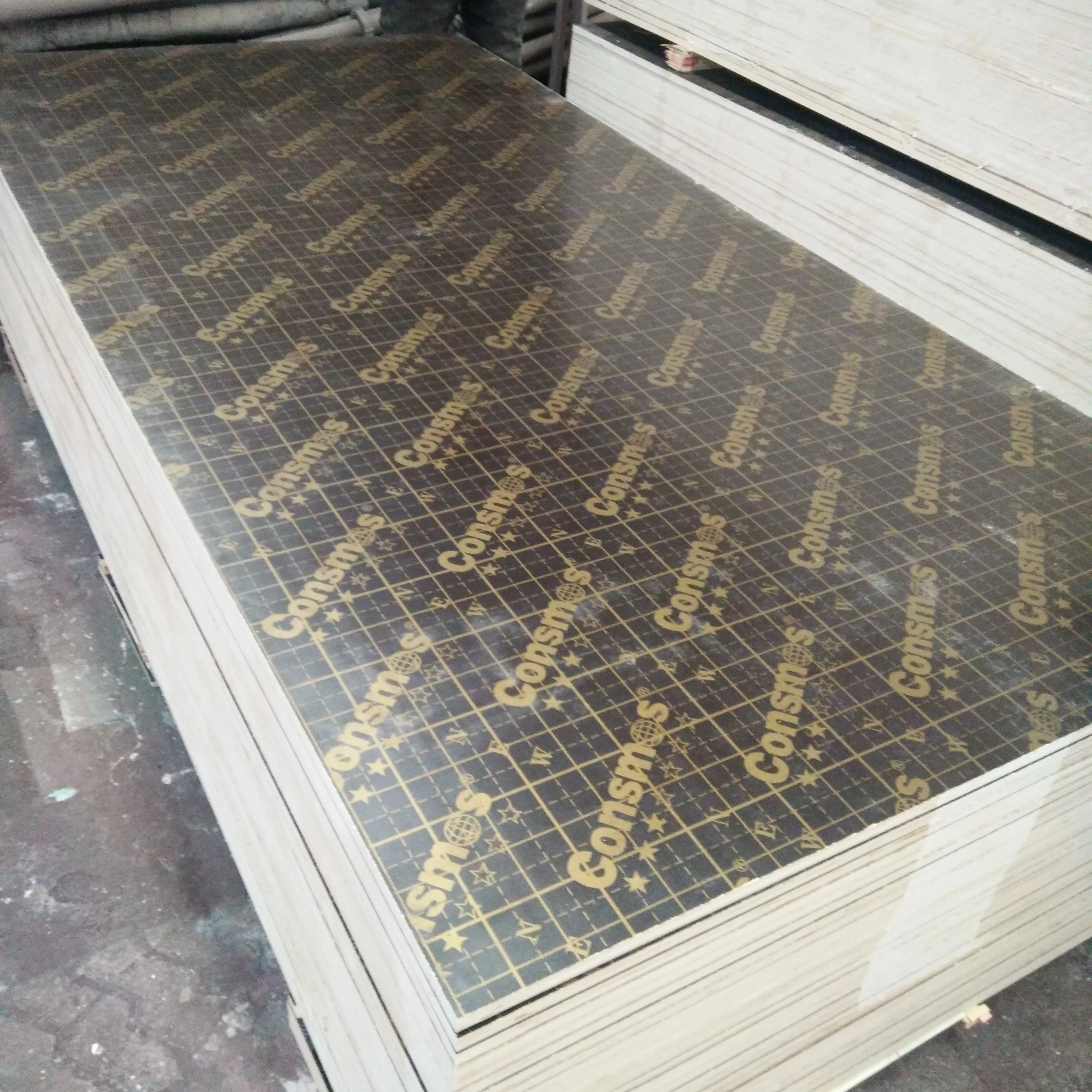 18Mm Construction Eucalyptus Plywood Sheet 4X8 Film Faced Plywood Concrete Formwork Plywood Board
