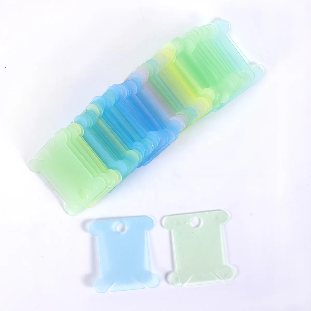 wholesale plastic bobbins thread board price high quality cheap price rainbow colorful transparent floss bobbins