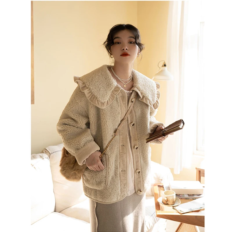 Fashion Winter Vintage Lamb Wool Coats Women Elegant Peter Pan Collar Jackets Women Button Down Pockets Solid Coats Ladies DE01