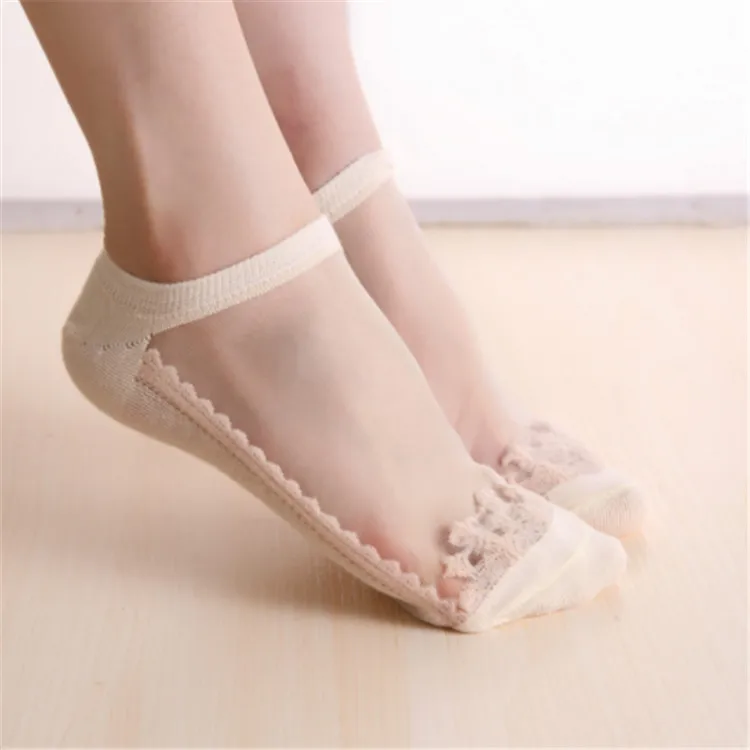New Design  Spring Summer Cute  Girl Invisible Socks Non Slip Transparent Lace Socks