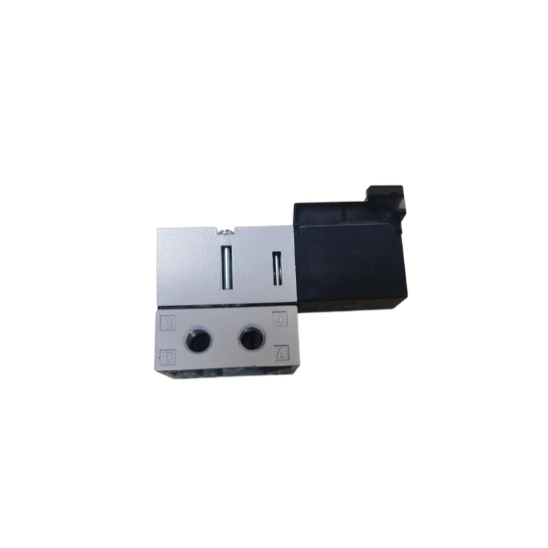 SMC solenoid valve  VQD1151V-5M-M5