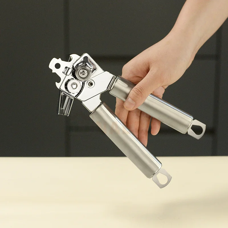 Heavy Duty Stainless Steel Manual Can Opener Oversized Easy Turn Knob Sharp Cutting Wheel Good Grips with Built-in Bottle Opener