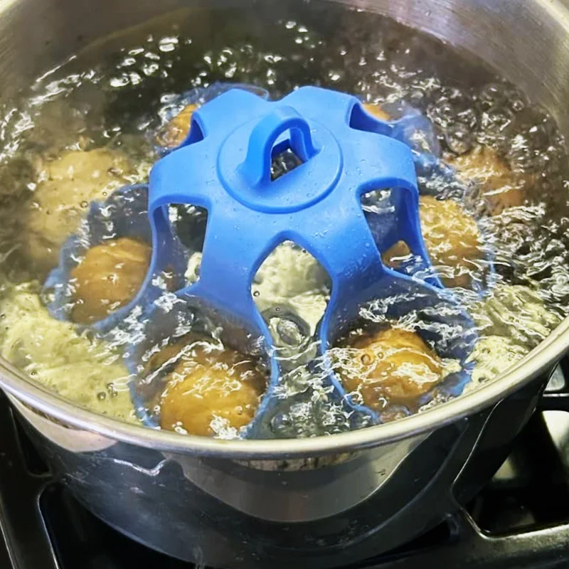 New Custom Design Hard Boiled Egg Poacher Kitchen Egg Storage Rack Holder Silicone Egg Boiling Gadget