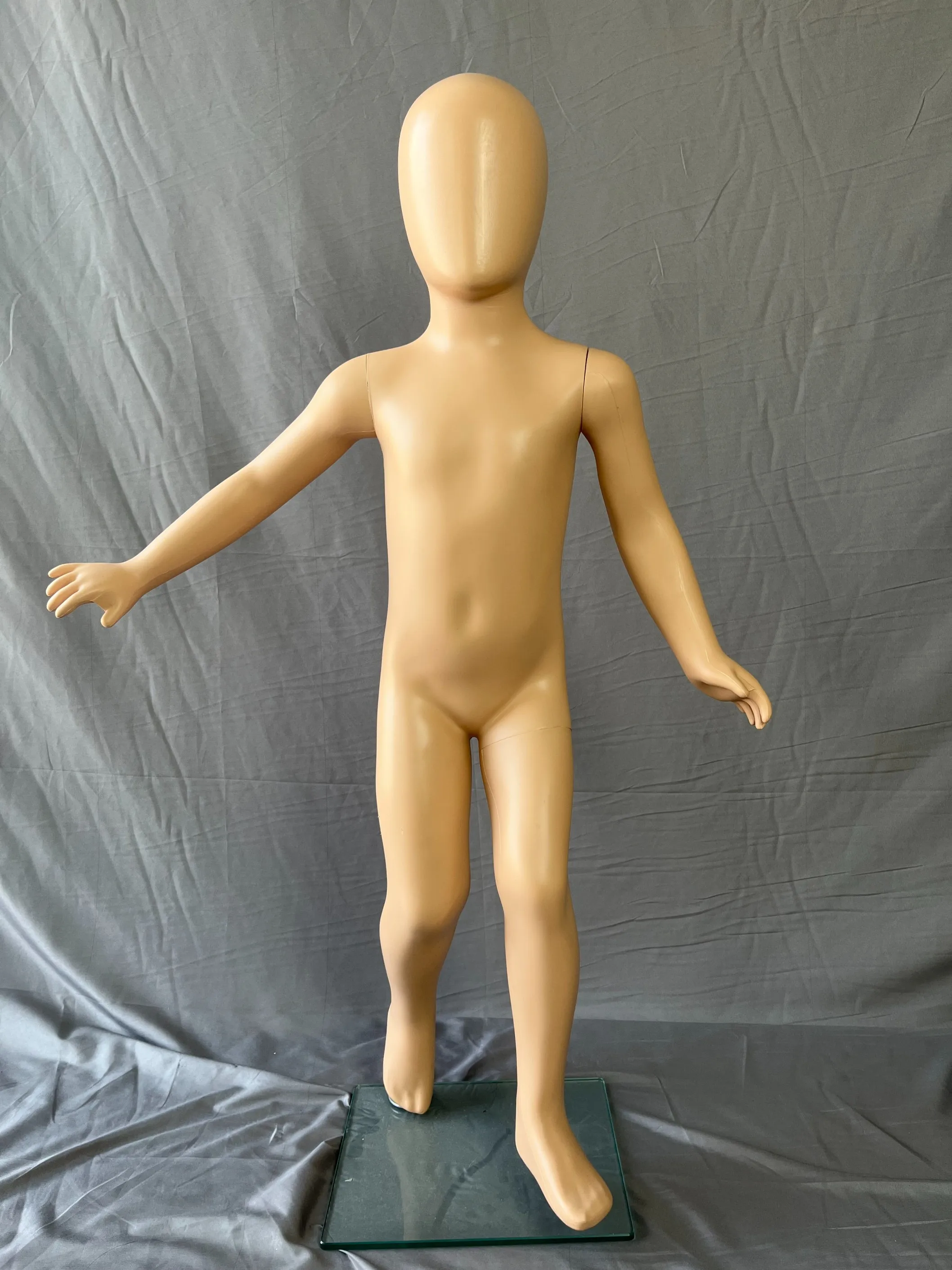 Cheap Child Display Clothes Mannequin White Boy Model Full Body Kids fiberglass Child Mannequin for Clothing