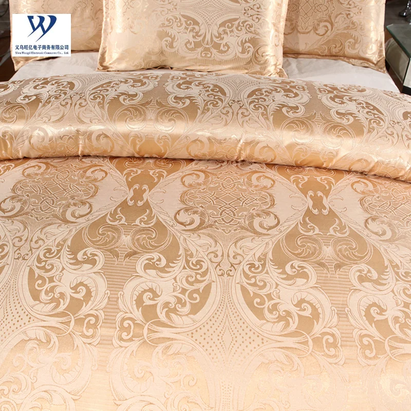 Classic European Style Silk Sheets Jacquard Gold Family Polyester Bedding Set