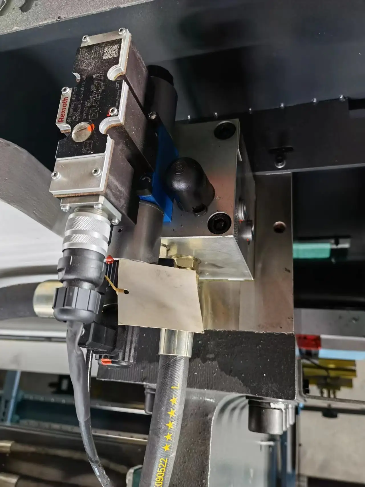 Factory DA53T 125T 3200 CNC hydraulic press brake pipe  bending machine metal  hydraulic press brake machine dies