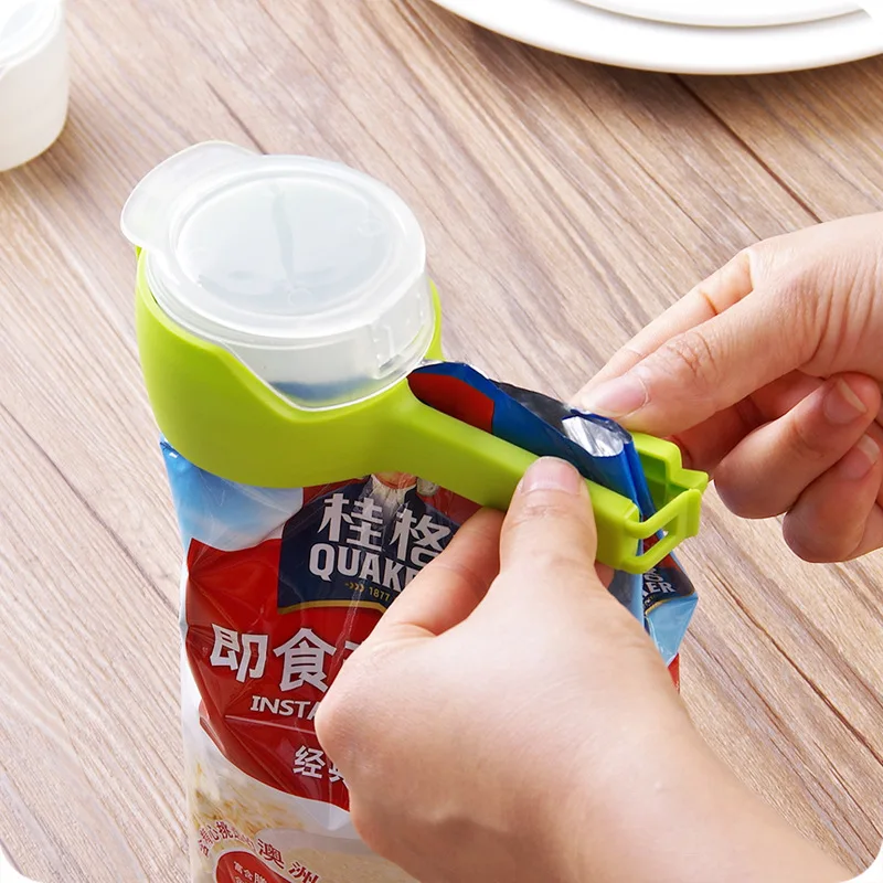 Besafe Large Plastic Pour and Seal Food Snack Bag Clip Sealer Food Storage Sealing Bag Clips With Spouts