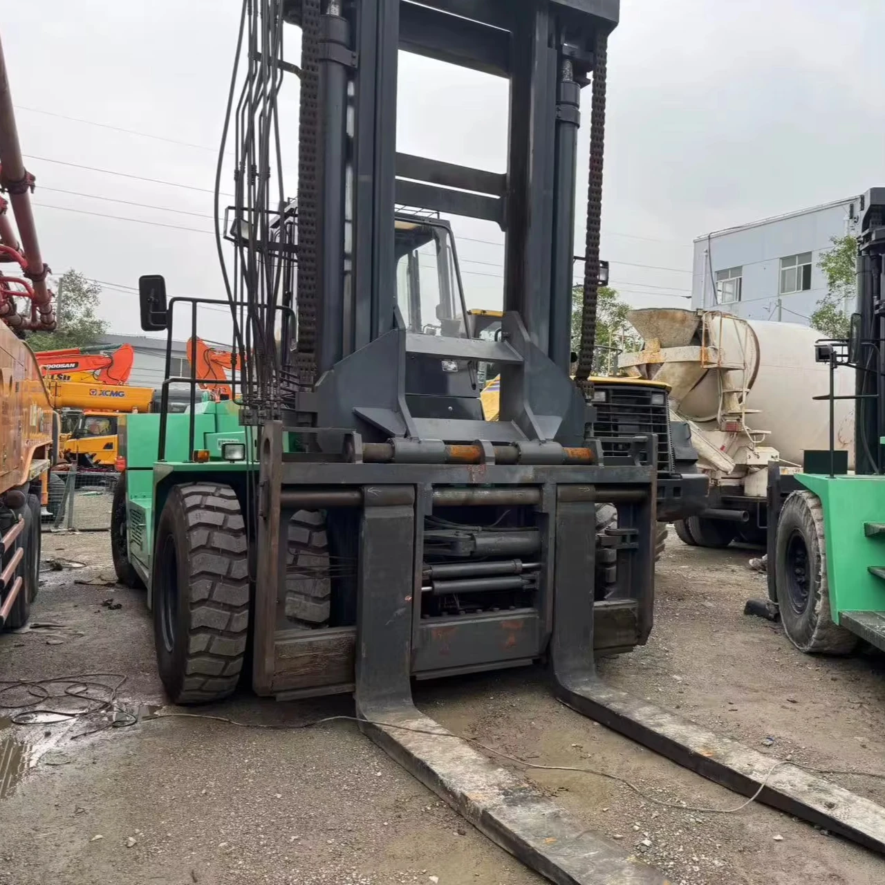Японский высококачественный вилочный погрузчик 30ton используется FD300 ручной гидравлический вилочный погрузчик