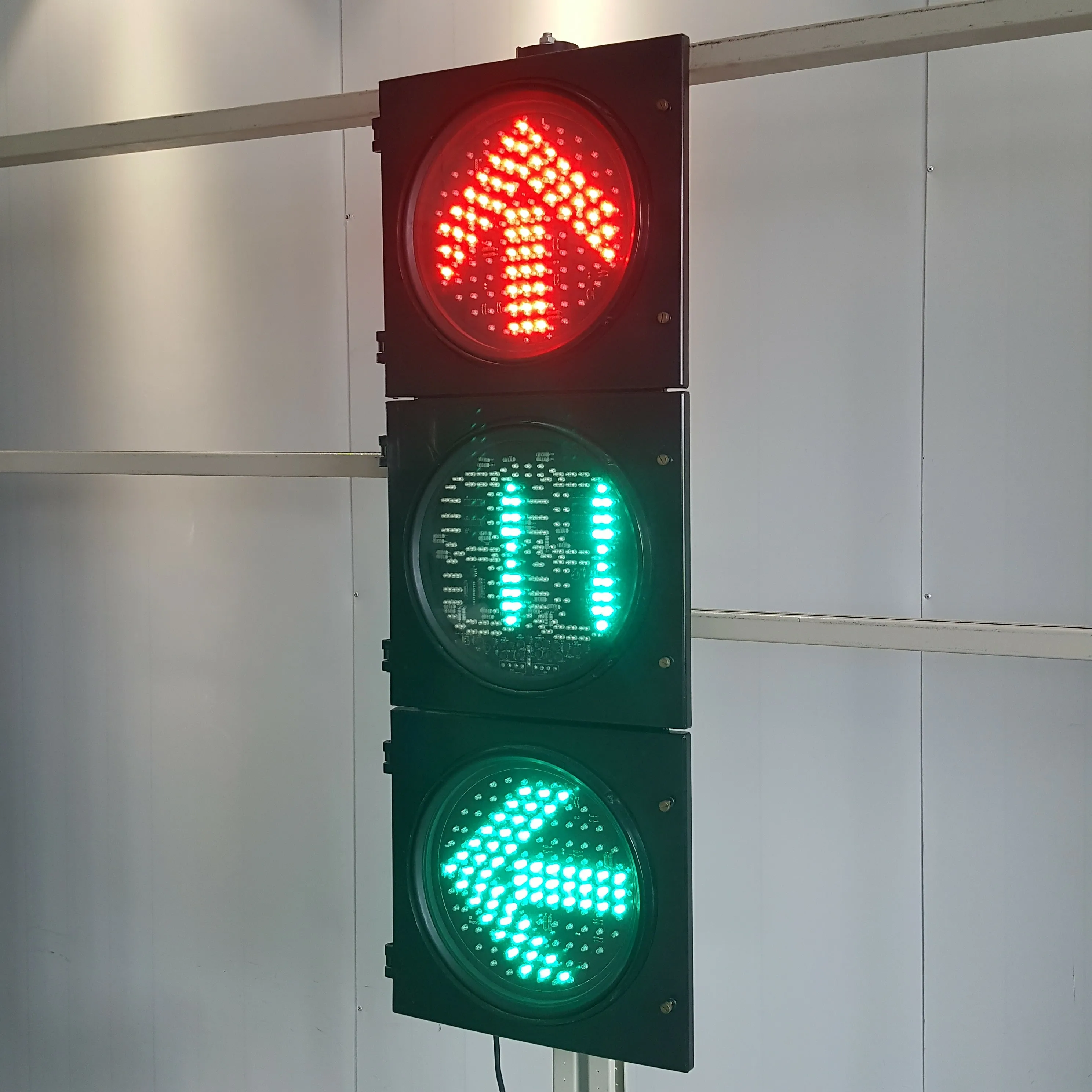 300MM 3-Aspect 2-Phase Arrow Ball Countdown Timer Road Traffic Light Manufacturer