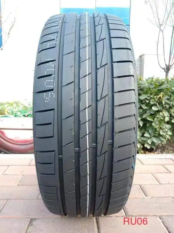 Wholesale New PCR Chinese passenger car tires 215/55R16