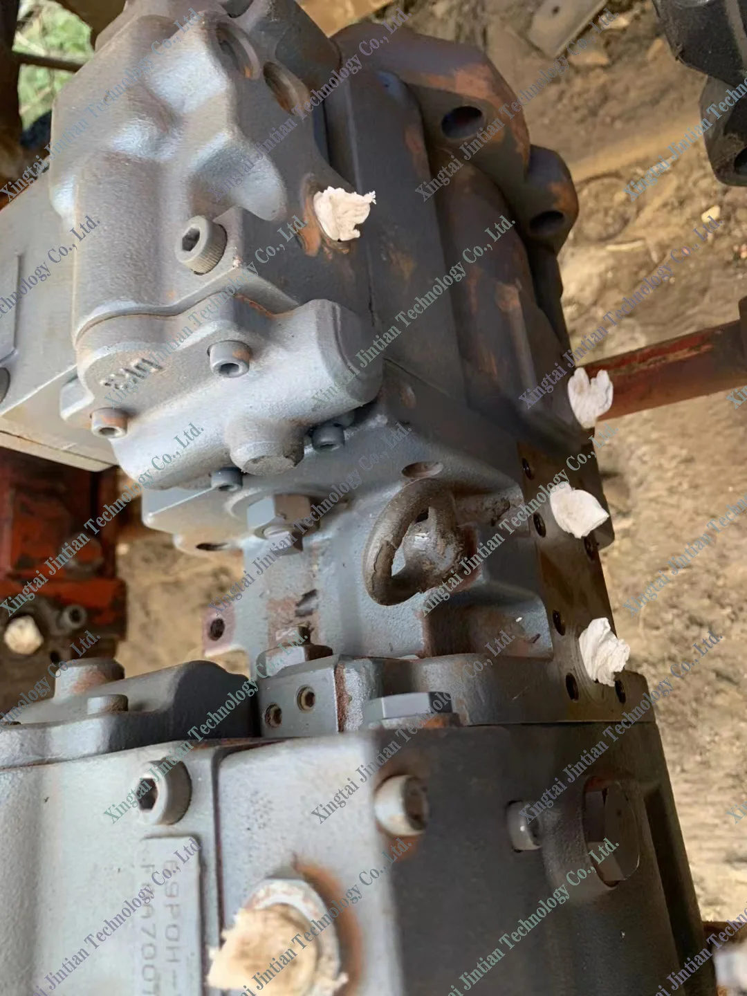 Used hydraulic pump K3V63 K3V63DT K3V63DTP