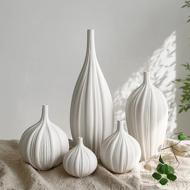 New Modern Matte Matte Creative White Ceramic Porcelain Flower Vases Wholesale Ceramic Nordic Floor Vase For Home Decor