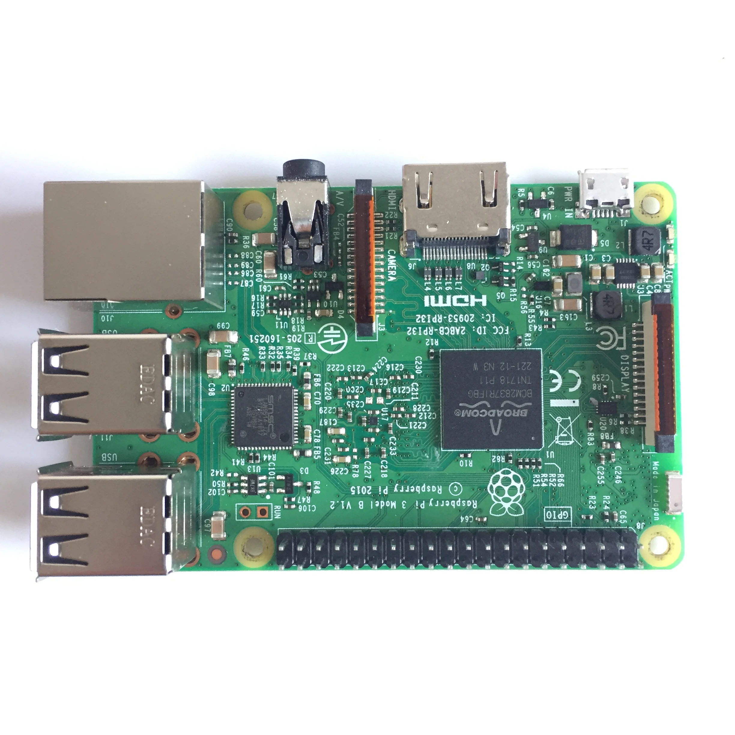 Original Raspberry Pi 3 Model B   BCM2837B0 64bit 1GB LPDDR2 SDRAM
