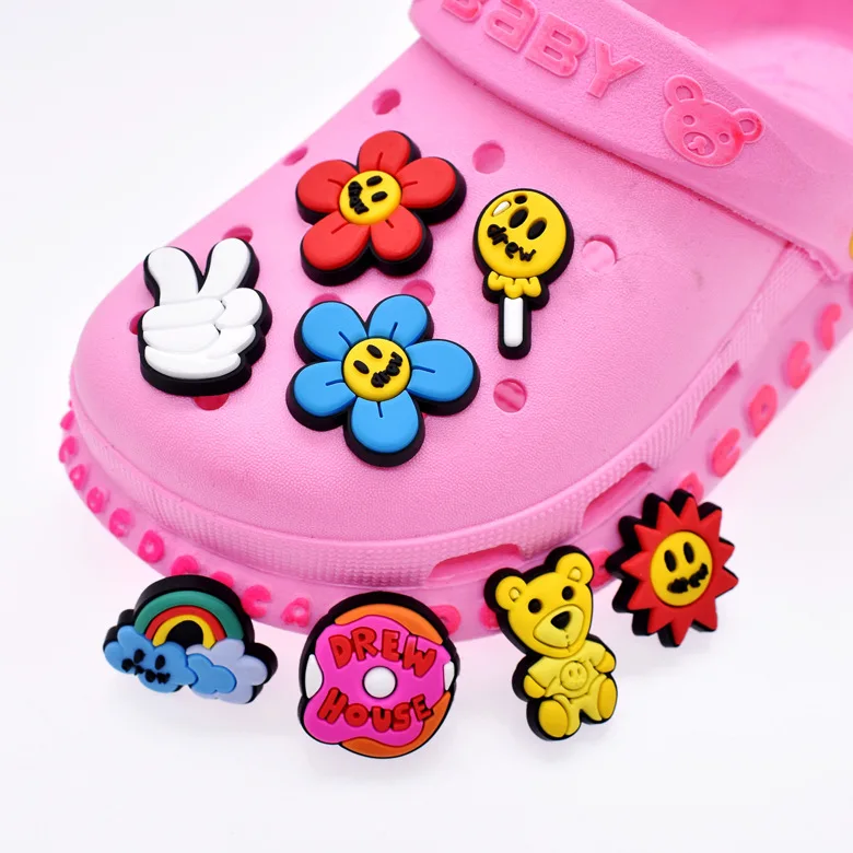 
Custom Soft Rubber PVC Shoe Charms popular words Baby Accessories for Shoes hello yes omg kiss vip oops 