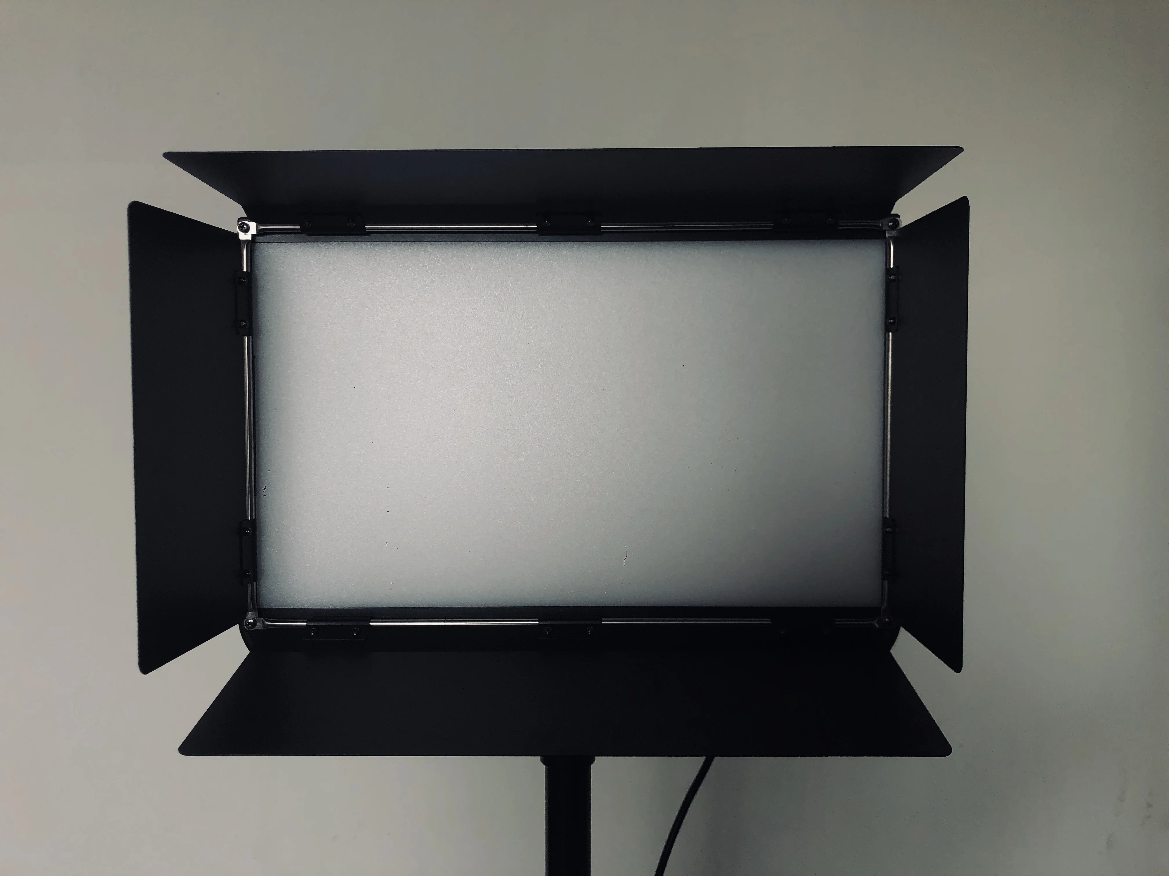 
120W professional high CRI bi-color dimmer DMX512 import LED studio light for TV 