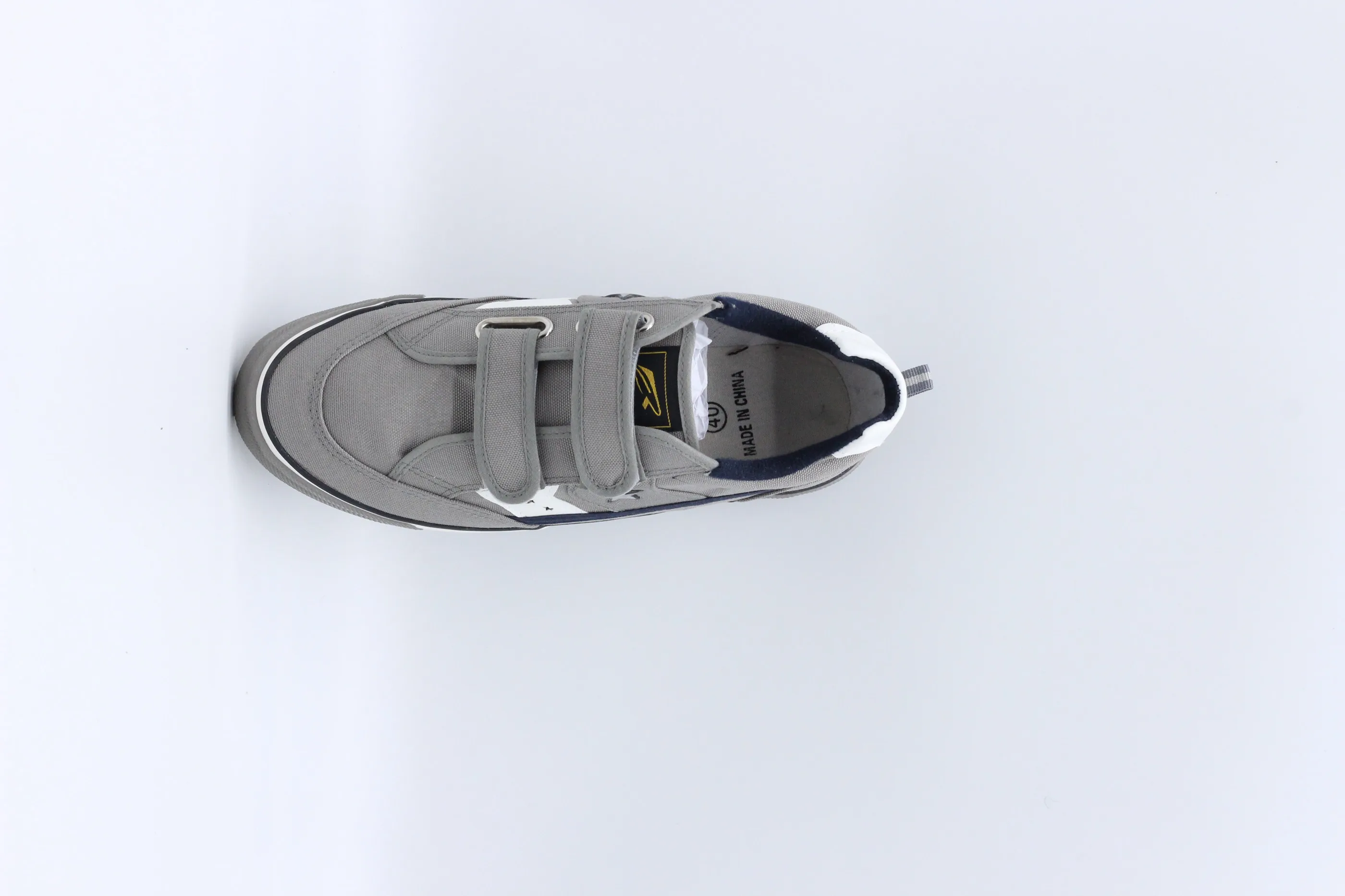 Latest factory wholesale casual  rubber sole unisex grey brown walking sneakers custom flat women men vulcanized canvas shoes